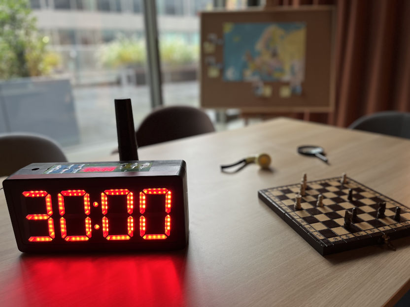 Gry escape room w biurach firmy Allegro